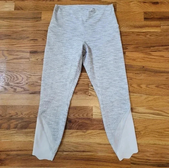 Lululemon Wunder Under Crop II Wee are from Space Mesh Scallop Hem Legging(8/10) - Picture 4 of 11